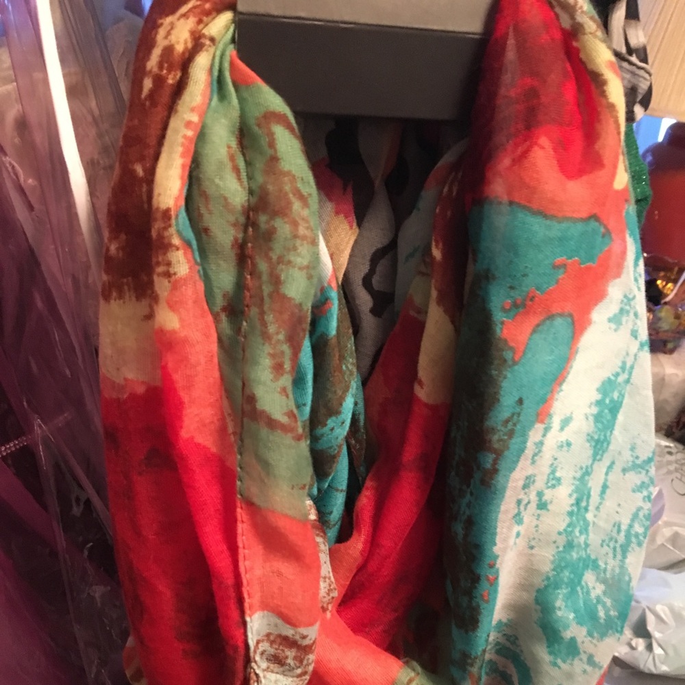 Infinity scarfs